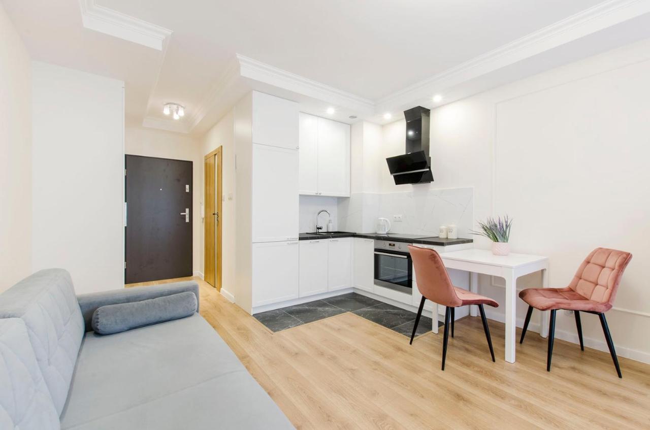 Aparthouse Deluxe Lodź Bagian luar foto