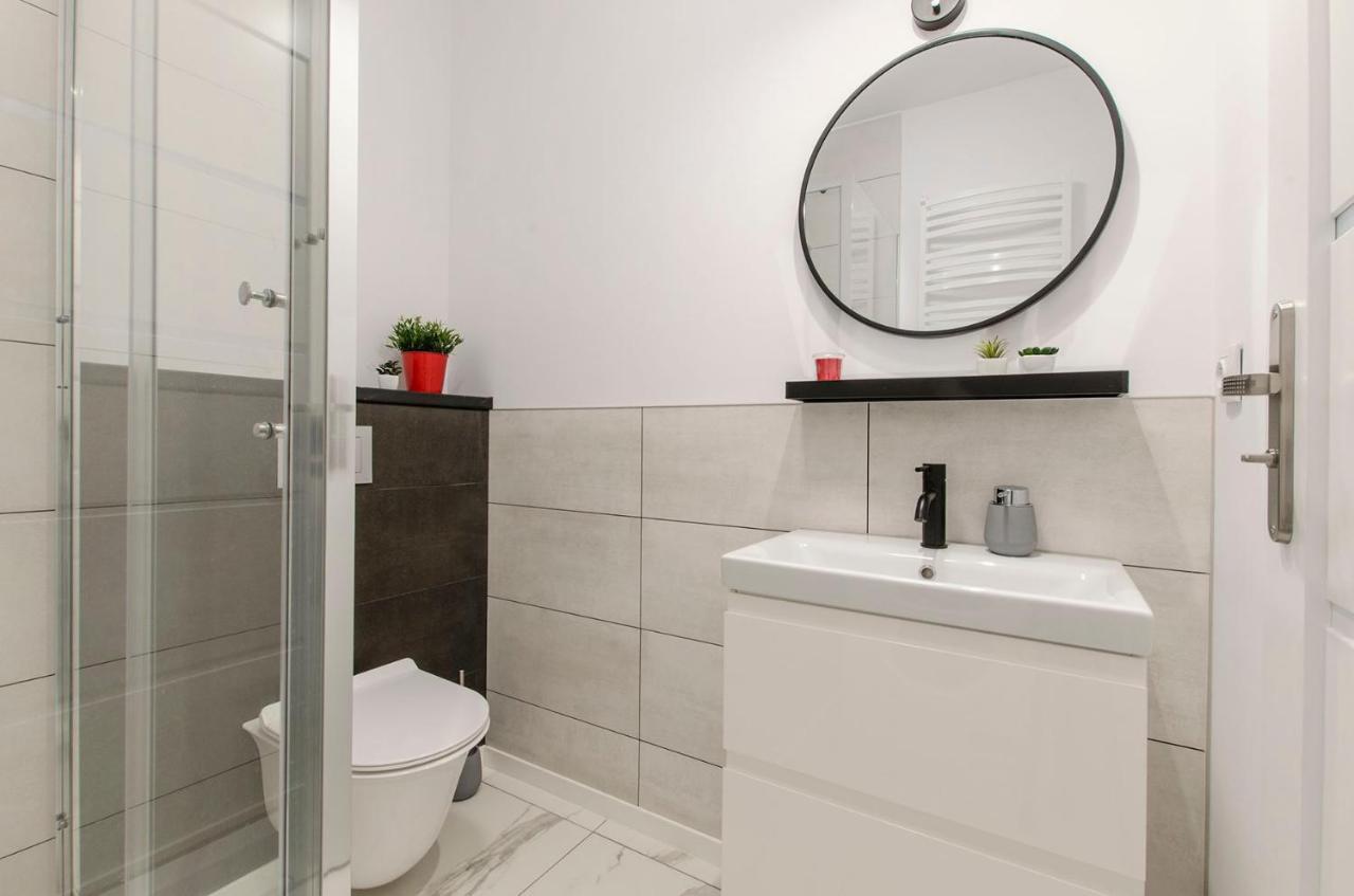 Aparthouse Deluxe Lodź Bagian luar foto